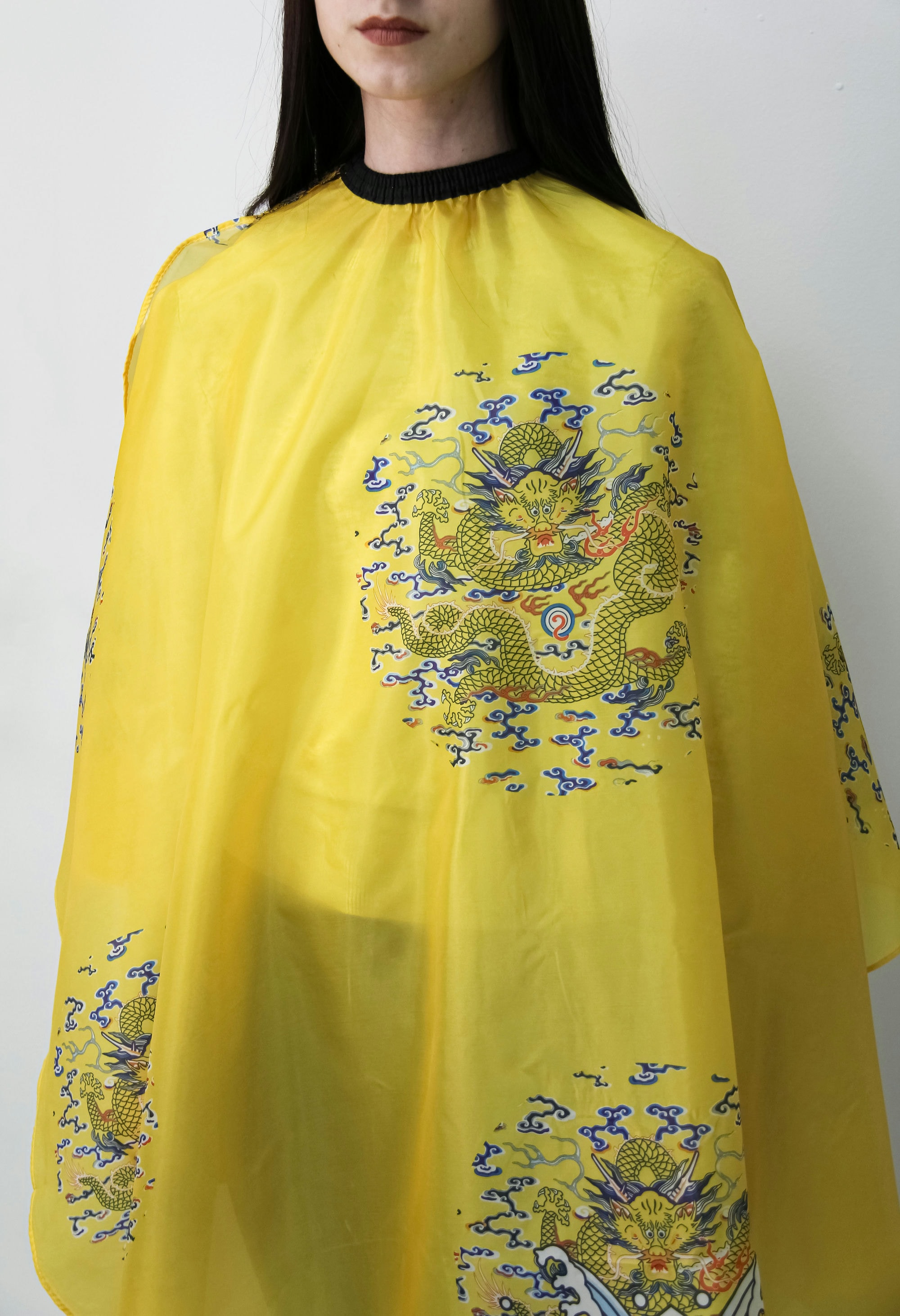 Пеньюар парикмахерский Dragon на резинке с крючками желтый,160х140см