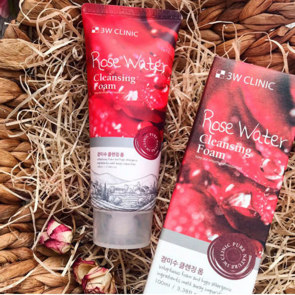 3W CLINIC пенка для умывания с розой Rose Water Cleansing Foam 100мл