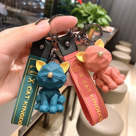 Y&M Брелок Котик в стиле панк розовый (Boom!)
