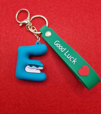 Брелок Буква Е (Good Luck)