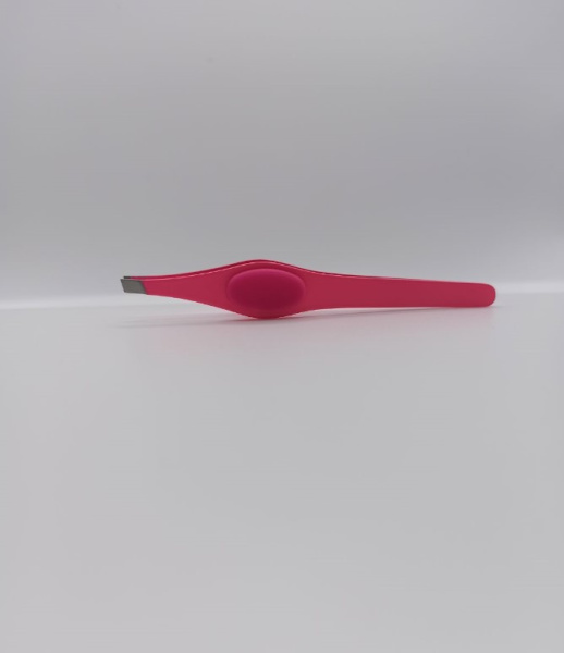 Y&M Пинцет для бровей скошенный овал силиконовая вставка YGQ-072, цветной