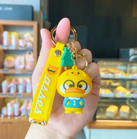 Брелок Утка в голубой кофте (Dasses)