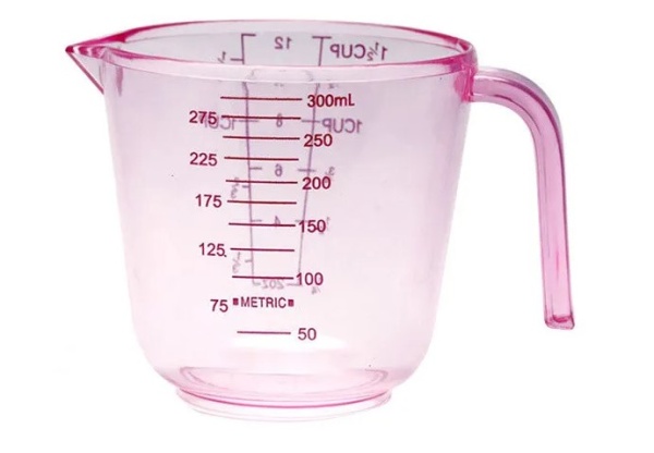 Стакан мерный с носиком и ручкой розовый 300мл