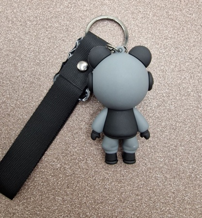 Y&M Брелок Космонавт Play серый (Mask)