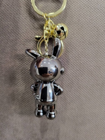 Брелок Космонавт Заяц-2 перламутровый черный (Candy)