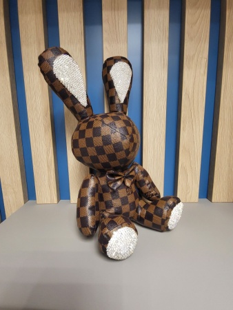 Игрушка интерьерная заяц Клетка большой со стразами коричневый