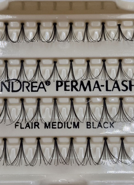 Andrea Пучки ресниц узелковые средние (medium) черные