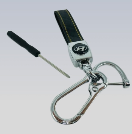 Брелок для ключей автомобиля Hyundai черный с желтой прострочкой (Хёндэ)