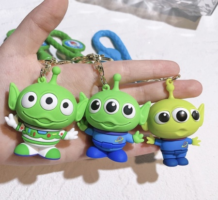 Брелок История игрушек/ Инопланетянин 3