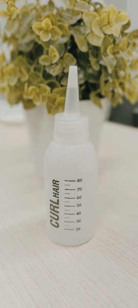 Сосуд с прямым носиком Ollin 80мл