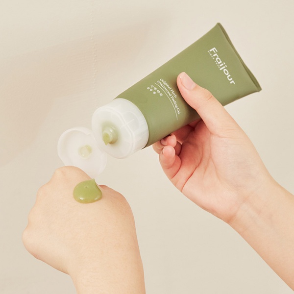 Fraijour гель-пилинг для лица Растительные экстракты Original Herb Wormwood Peeling Gel 150мл
