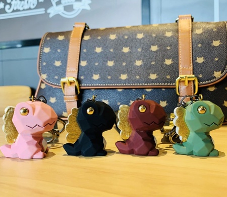 Брелок Динозавр черный (Irondog)