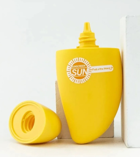 Fruit of the Wokali Крем солнцезащитный с экстрактом манго Magic Food Mango Mild Sun Block SPF35+ PA+++ 45 мл