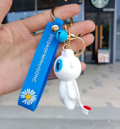 Брелок Дракон Ночная Фурия (Беззубик) белый