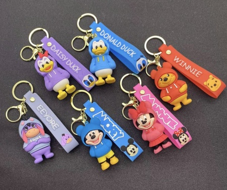 Y&M Брелок Минни Маус в розовой кофте (Mimmie)