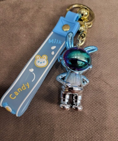 Брелок Космонавт Заяц-2 перламутровый синий (Candy)