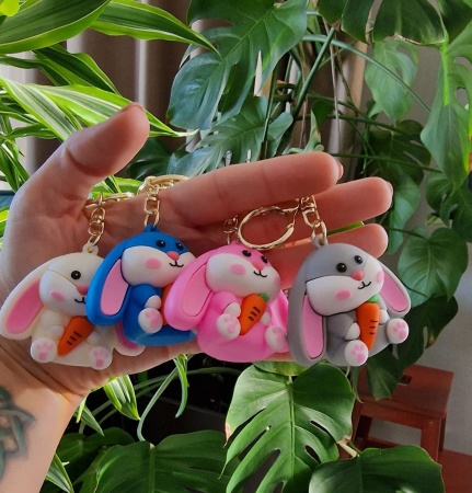 Брелок Заяц с морковкой, серый (Rabbit)