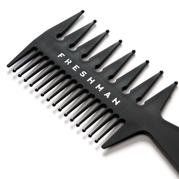 Расческа-трезубец Freshman Collection Carbon для моделирования и стрижки с широкими зубьями 21 см черный