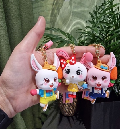 Брелок Зайчик девочка в розовом платье (Adorable)